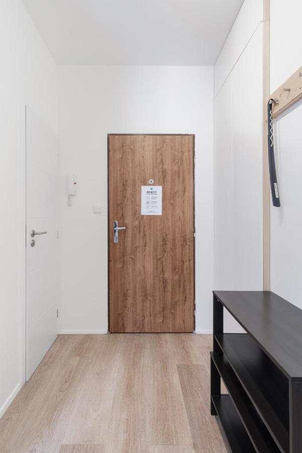 Days - Minimalist Flat - Trendy Karlin Appartement
